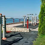 Marina And Panorama Deluxe